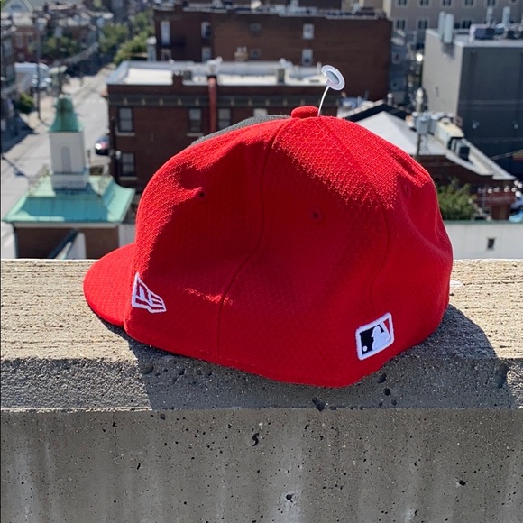 Cincinnati Reds Throwback MLB Hat - Picture 2 of 3